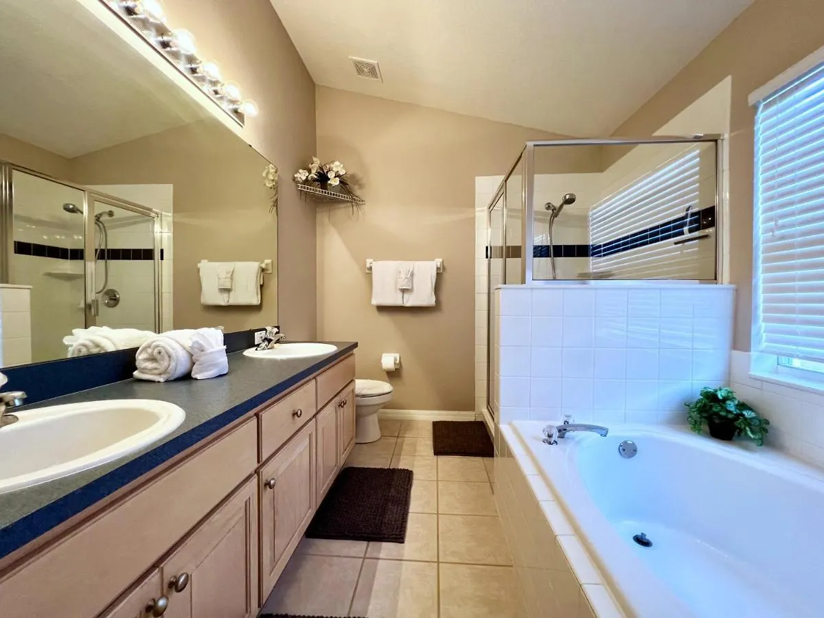 Sanctuary At West Haven 3 Bed 2 Baths Villa Davenport 0*,