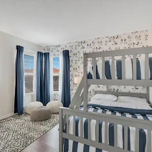 Luxury At Area Villa